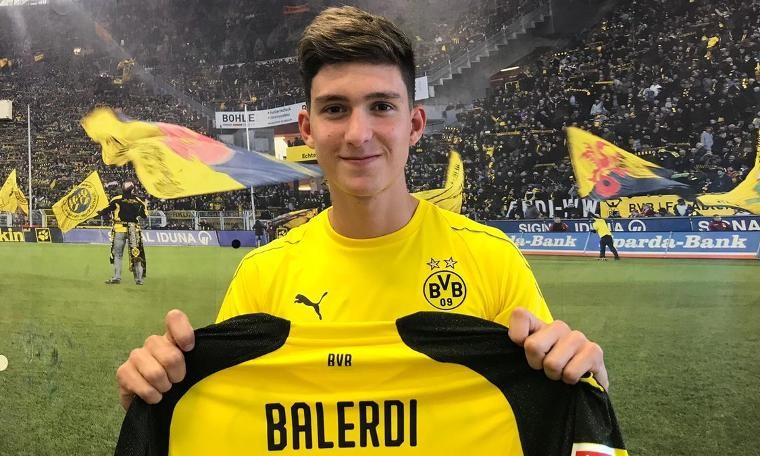 Borussia Dortmund'a Arjantinli genç savunmacı