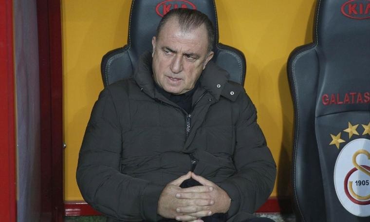 Fatih Terim forvetini bekliyor