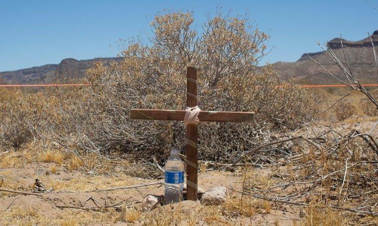 Arizona çölüne göçmenler için su bırakan gönüllüler suçlu bulundu