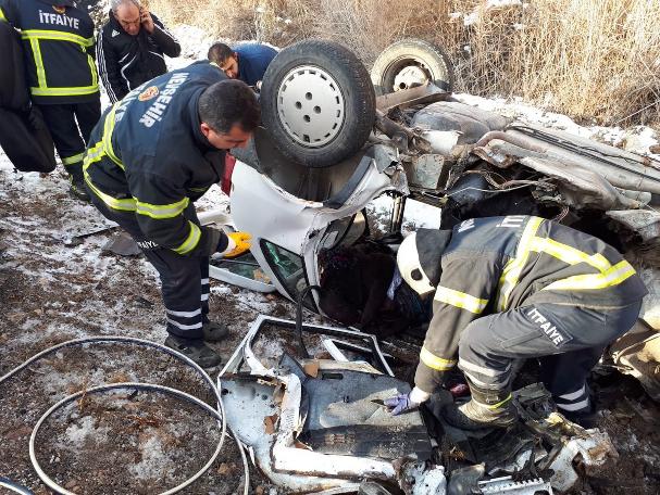 Nevşehir’de iki otomobil kafa kafaya çarpıştı: 2 ölü, 2 yaralı