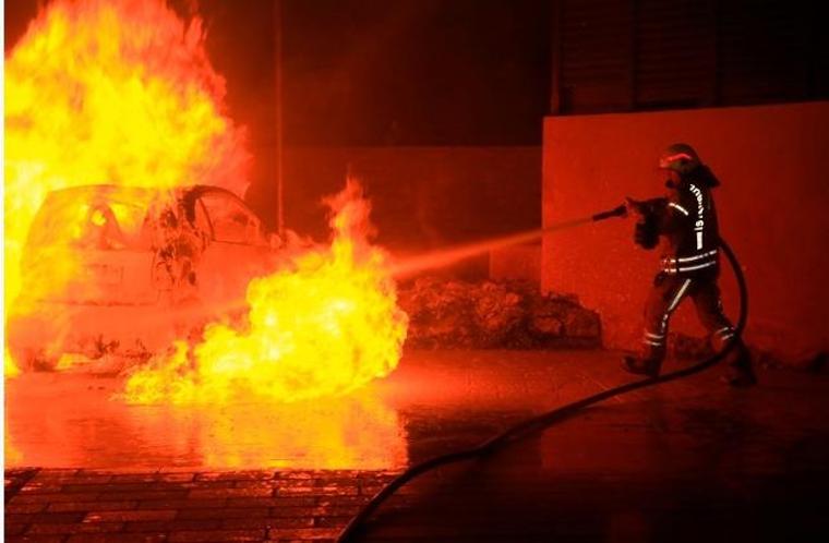 İstanbul'da söndürülmeyen izmaritler 7 bin 153 kez yangına neden oldu