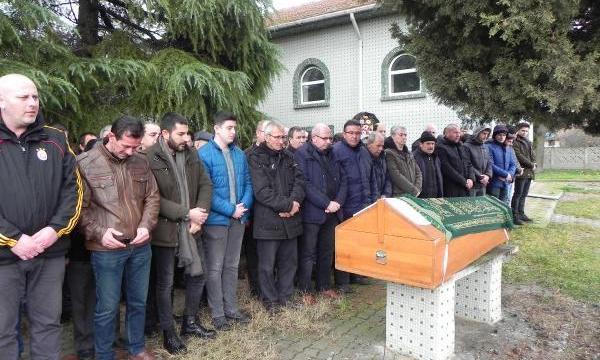 Acılı baba: İlacı temin edebilseydik oğlum ölmeyecekti!