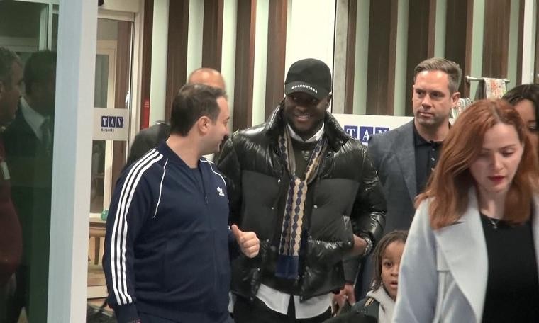 Fenerbahçe'nin yeni transferi Victor Moses, İstanbul'a geldi