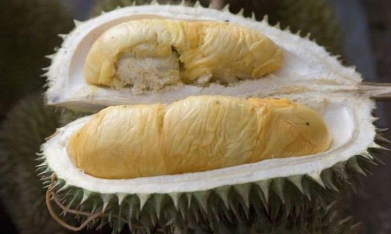 Durian: Endonezya'da tanesi 5280 liraya satılan meyve