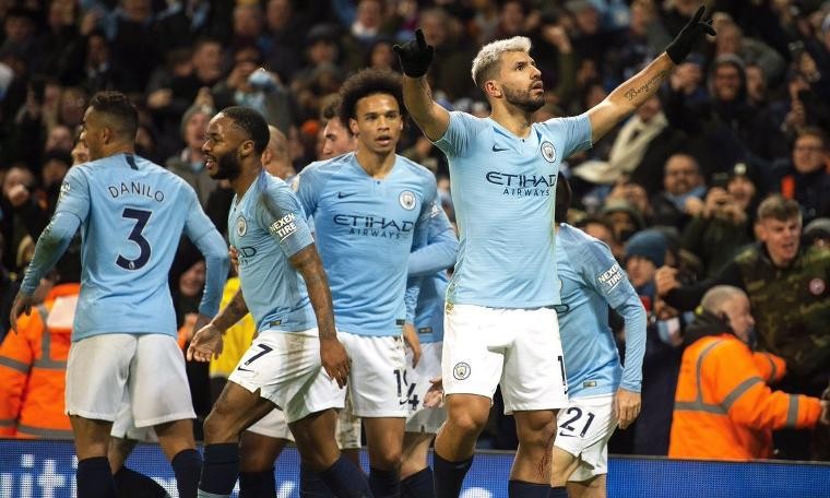 Manchester City, Liverpool'u iki golle geçti