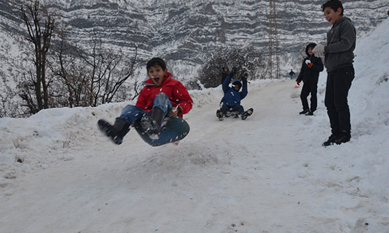 Eğitime kar engeli... 12 ilde okullar tatil