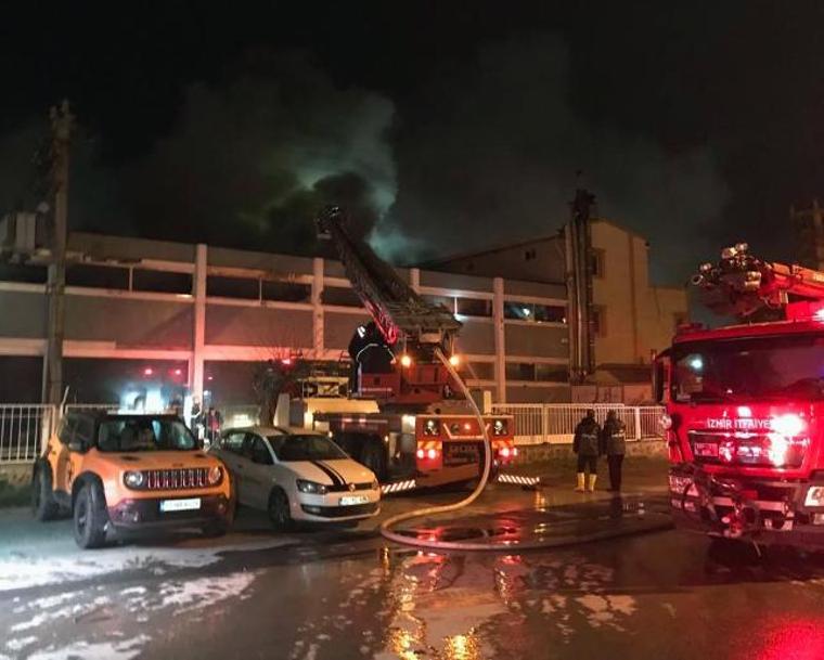 İzmir'de fabrika yangını (07.01.2019)