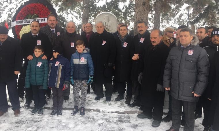 Efsane güreşçi Yaşar Doğu mezarı başında anıldı