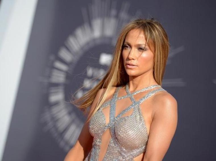 Jennifer Lopez, Türkleri takibe aldı