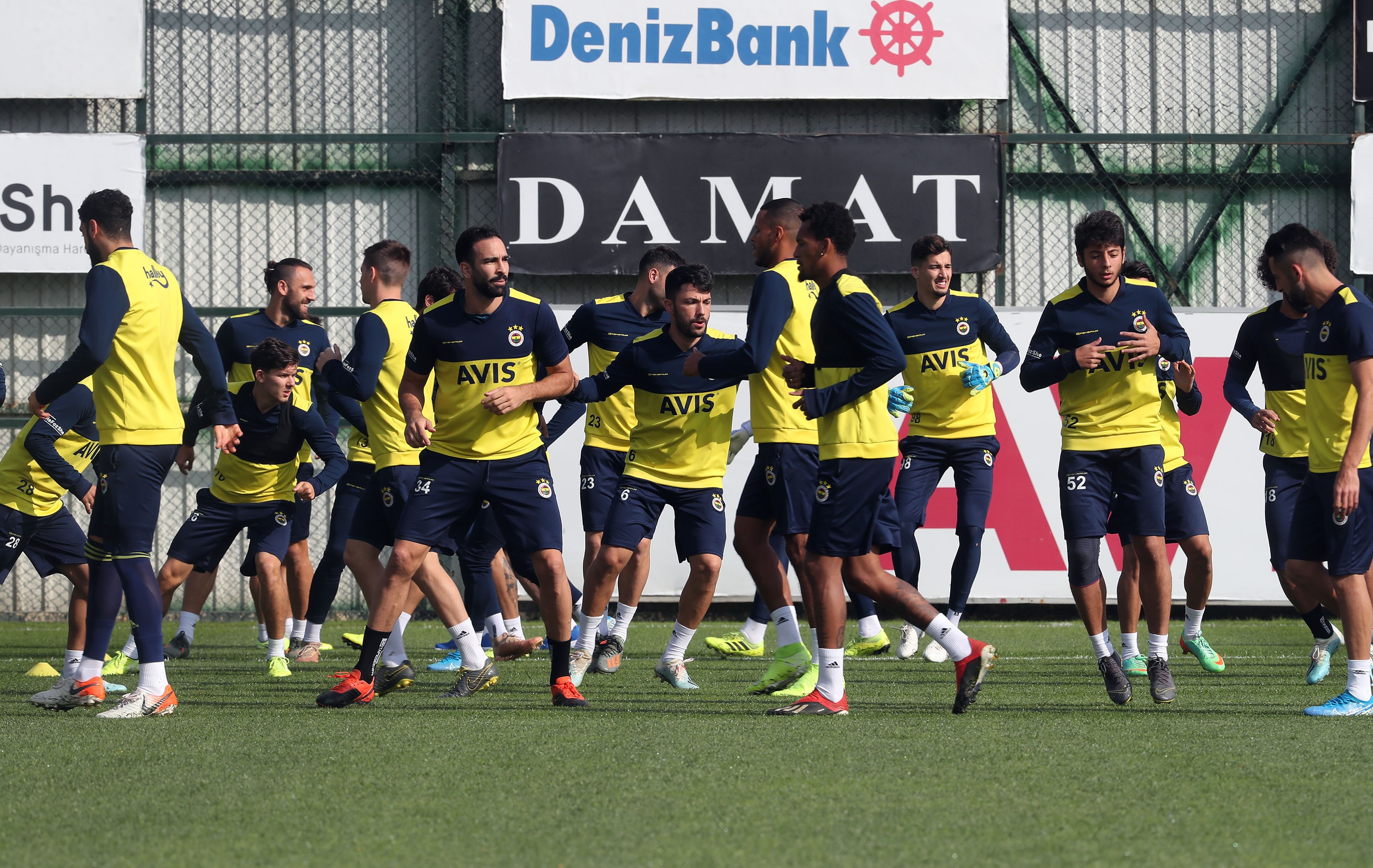 Fenerbahçe, 29 Ekim'i kutladı