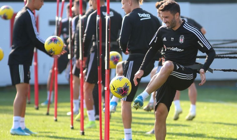 Beşiktaş’ta Abdullah Avcı işi sıkı tutuyor