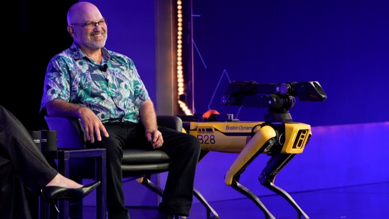 Robot üreticisi Boston Dynamics CEO’su Raibert: Dengesini nasıl bulduğunu görmek için bir yaşımdaki kızımı ittim (08.11.2019) (08.11.2019)