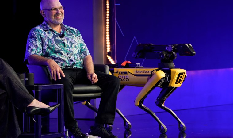 Robot üreticisi Boston Dynamics CEO’su Raibert: Dengesini nasıl bulduğunu görmek için bir yaşımdaki kızımı ittim