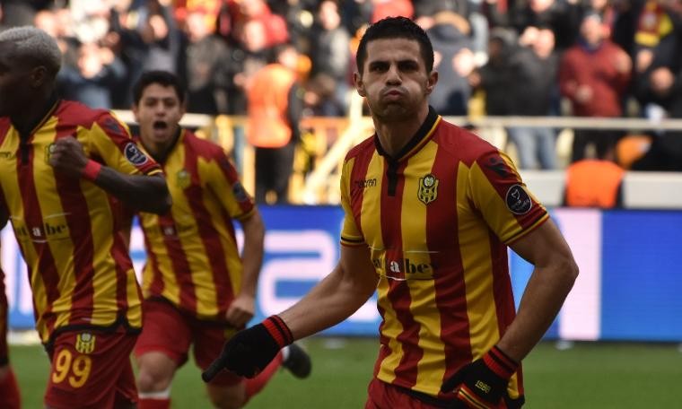 Malatyaspor sahasında büyüklere geçit vermiyor