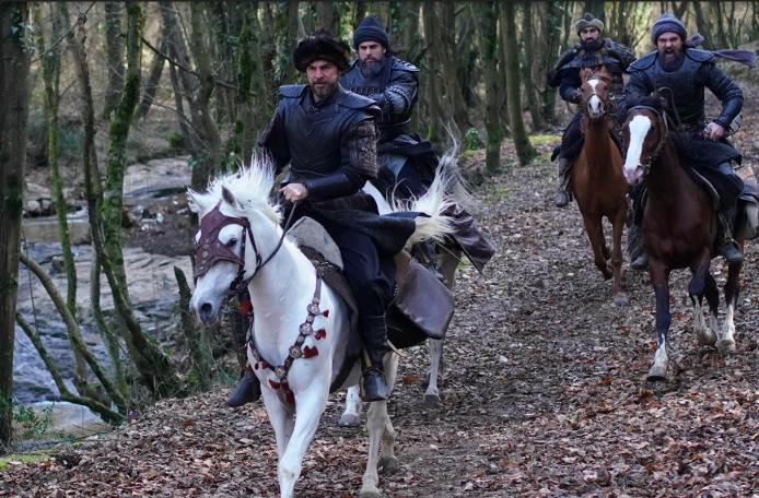 TRT'de Engin Altan Düzyatan gidiyor: İşte yerine gelen isim