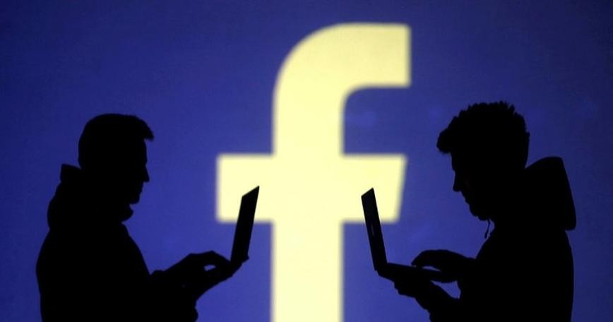 Facebook'tan izleme itirafı