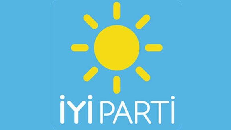 İYİ Parti'de ilçe yönetimi istifa etti