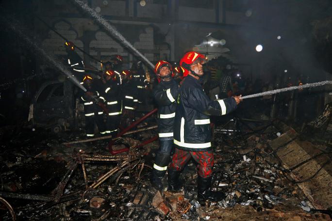 Bangladeş'te yangın faciası: 70 ölü, 50 yaralı