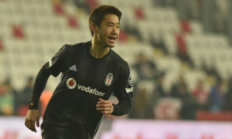 Beşiktaşlı futbolculara Japon restoranında yemek