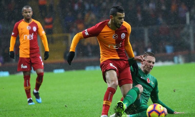 Galatasaray Mitroglou'yla sirtaki yaptı