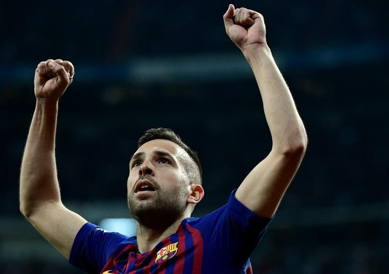 Barcelona Jordi Alba ile nikah tazeledi