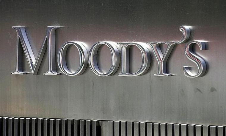 Moody’s: Türkiye ekonomisi yıl sonunda yüzde 2 daralacak