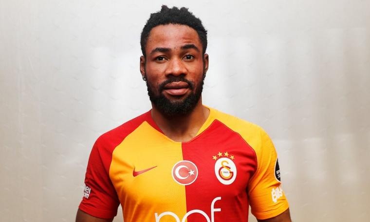 Galatasaray'ın yeni transferinden şoke eden hareket