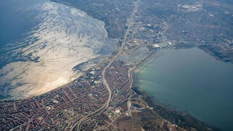 Bakan Turhan: Kanal İstanbul için ÇED rapor onayı bekleniyor