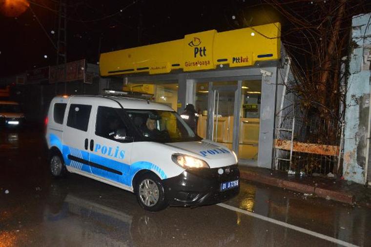 PTT şubesine girin hırsız, bozuk paraları çaldı