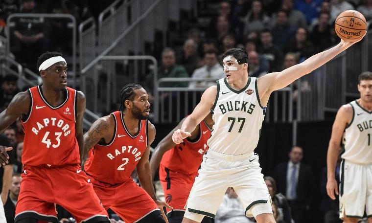 Ersanlı Milwaukee Bucks serisini sürdürdü