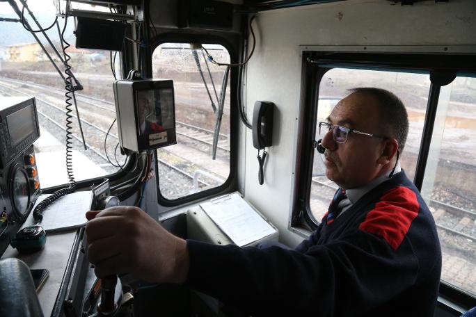 Foto Haber- Herkes bu treni yakalamak istiyor