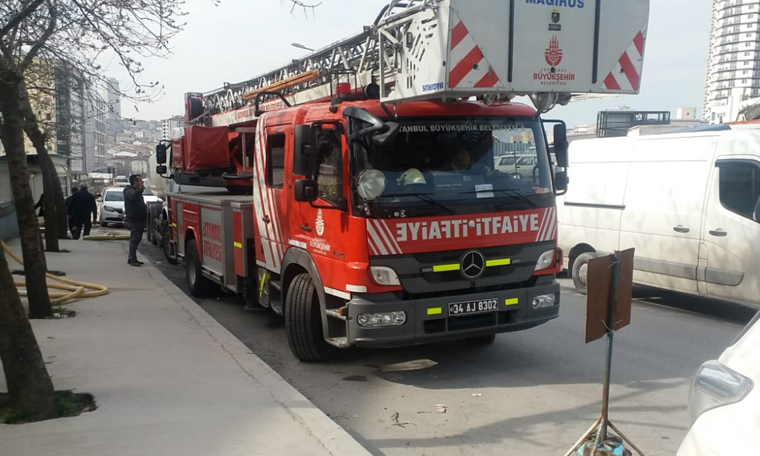 Esenyurt'ta iş yerinde patlama: 1 işçi ağır yaralandı