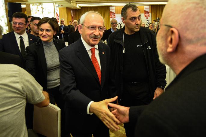 Kemal Kılıçdaroğlu, sanatçılarla bir araya geldi