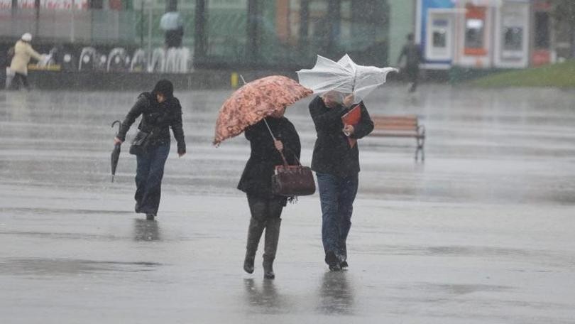 Meteoroloji'den sağanak ve fırtına uyarısı (13.03.2019)