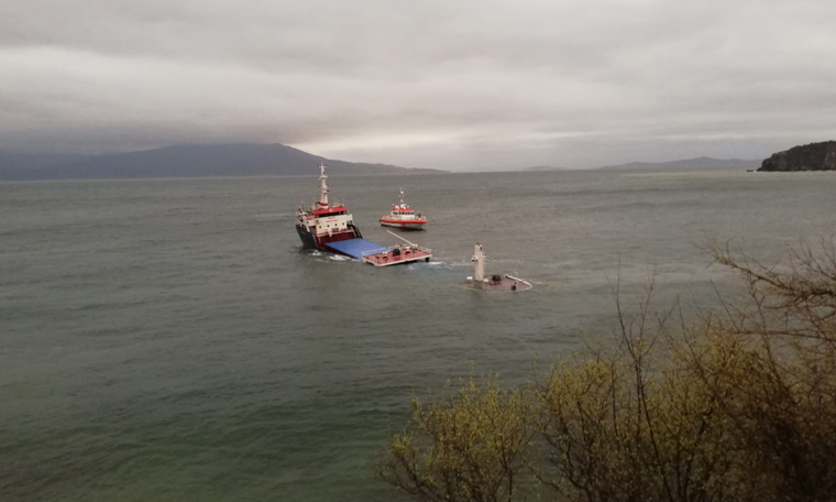 Marmara Adası'nda kuru yük gemisi battı