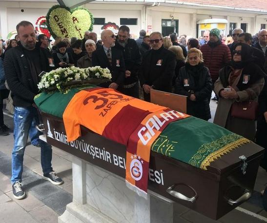 Demet Akbağ'ın eşi Zafer Çika'nın cenaze töreni sonrasında şoke eden olay!