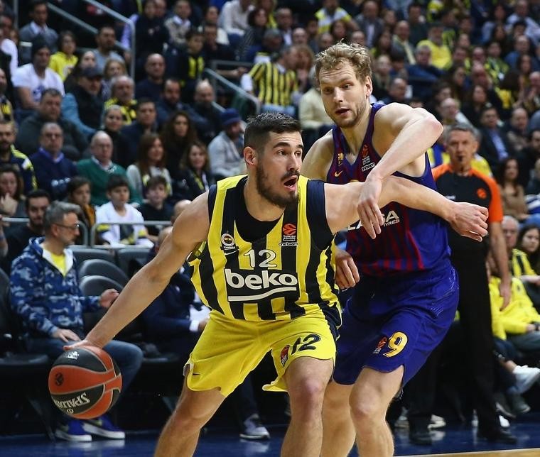 Fenerbahçe Beko Barcelona'yı devirdi