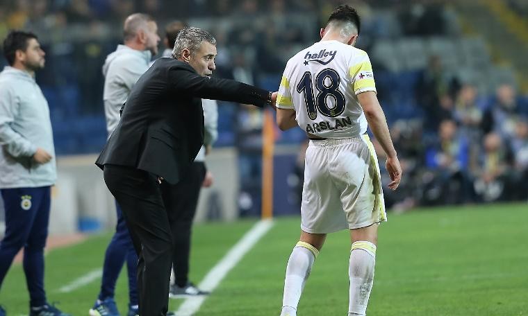 Fenerbahçe, Ersun Yanal'la pes etmiyor