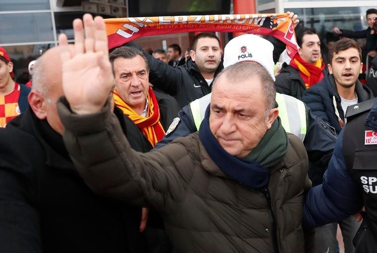 Galatasaray'a Erzurum'da coşkulu karşılama