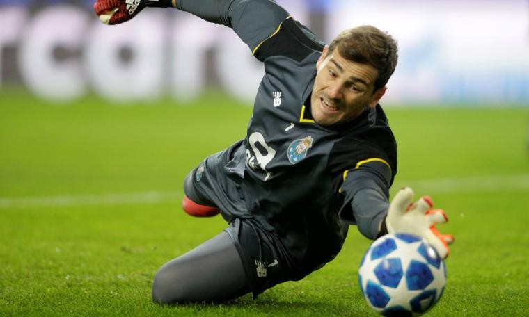 Porto, Casillas'ın sözleşmesini uzattı