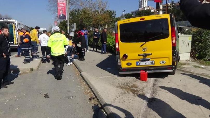 Maltepe sahil yolunda kaza: 10 yaralı