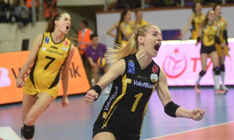 VakıfBank yarı finalde