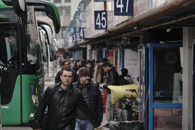 Otogar ve havalimanında seçim hareketliliği