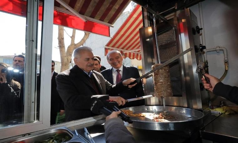 Binali Yıldırım: Albatros'u yedirmeyiz!