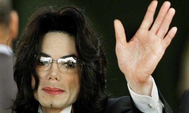 Kanada ve Yeni Zelanda'da radyolar taciz belgeselinden sonra Michael Jackson şarkıları çalmıyor