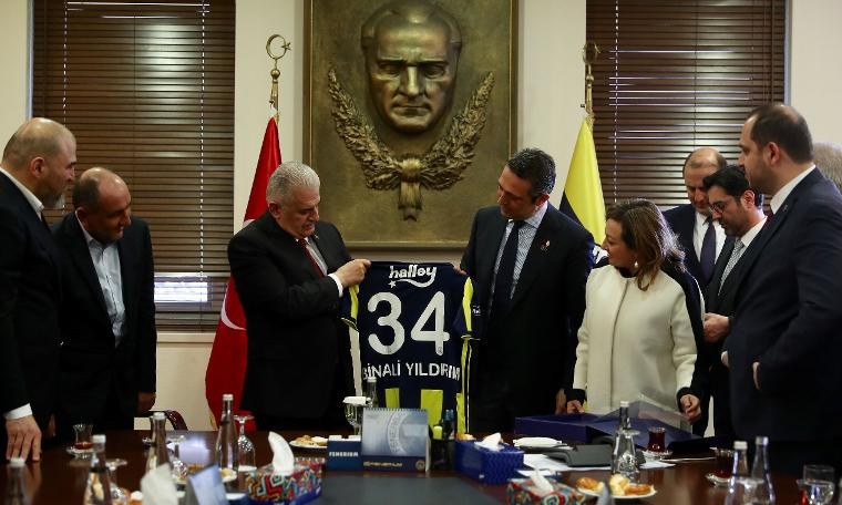 Binali Yıldırım'dan Fenerbahçe'ye ziyaret