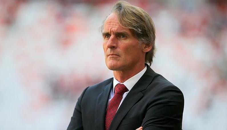 Heerenveen Riekerink ile yollarını ayırdı