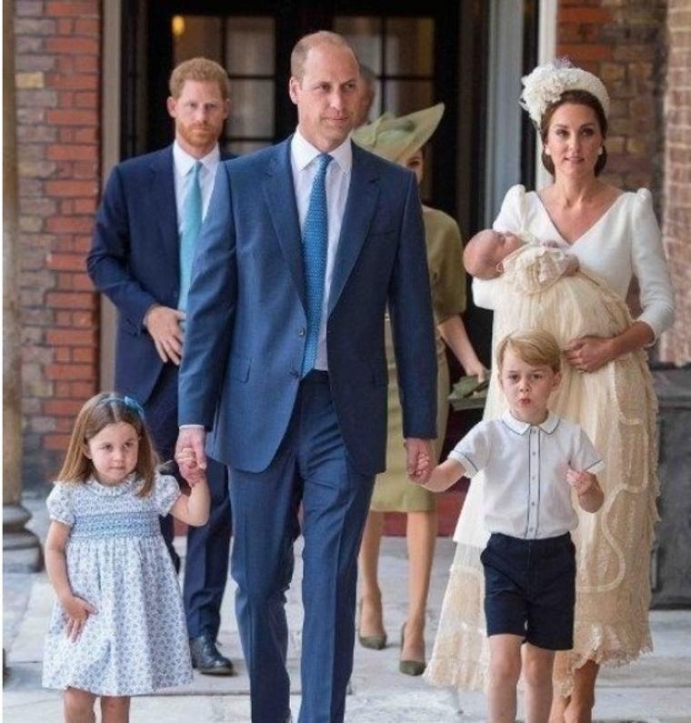 Prens William eşi Kate Middleton’ı hamileyken aldattı mı?