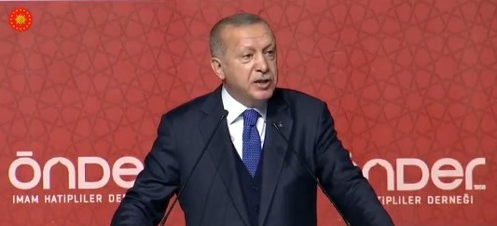 Erdoğan: 'Bu kadar okula ne ihtiyaç var' desene