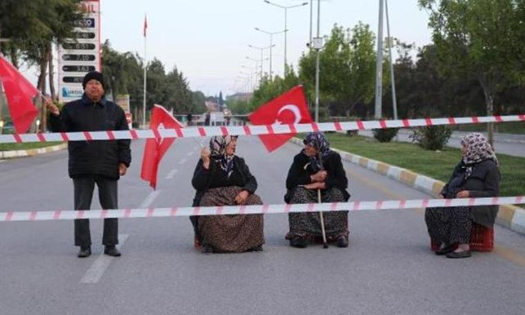 Pamukkale yolu trafiğe kapatıldı... İşte nedeni